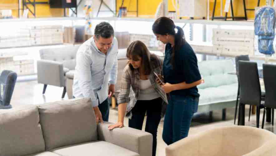Local Sales Options to Sell Furniture When Moving